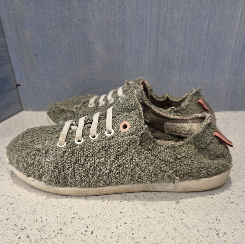 Vionic Beach Green Pismo Casual Sneakers